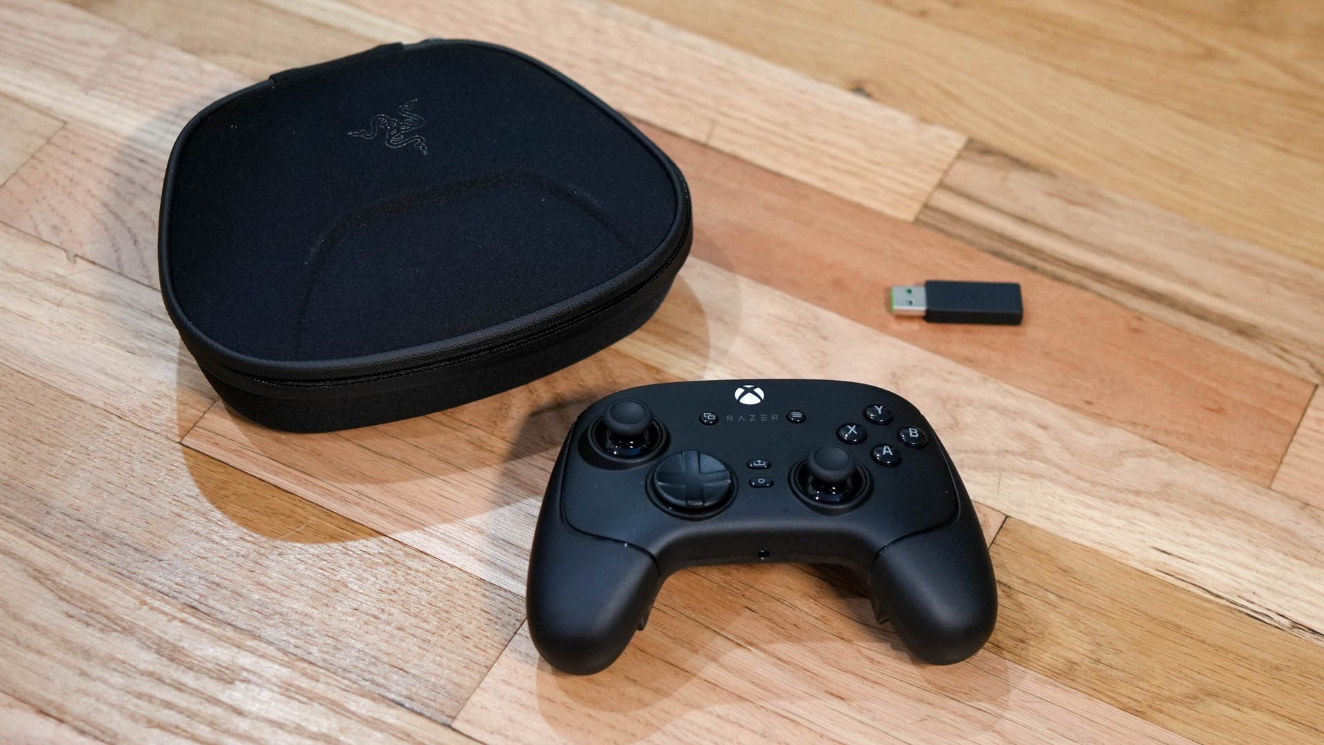 Razer Wolverine V3 Pro - miniatura 3